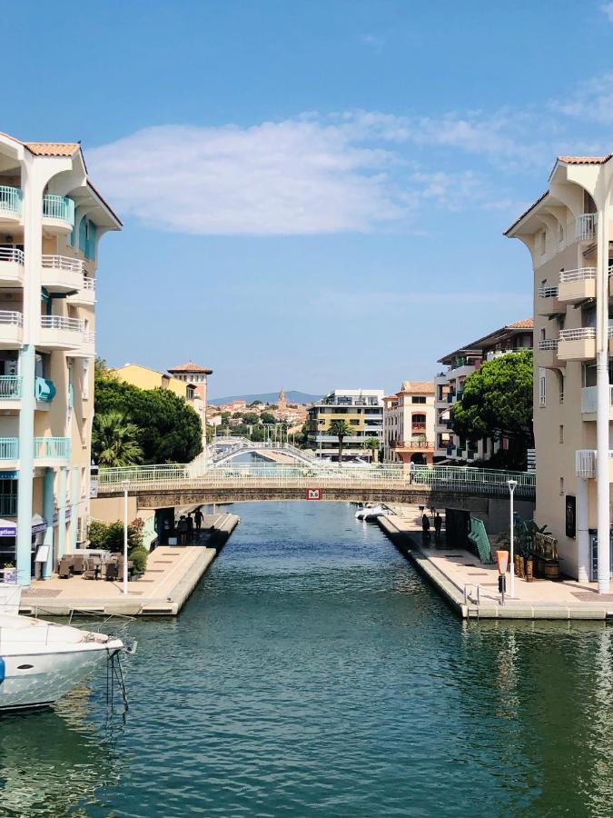 Charmant 2 Pieces A Port-Fréjus Buitenkant foto